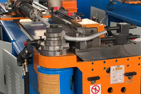 旋转编码器在弯管机中的应用探索。 - 德国Hengstler(亨士乐)授权代理