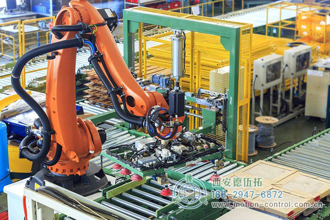 图为绝对值编码器在机械臂上的应用照片