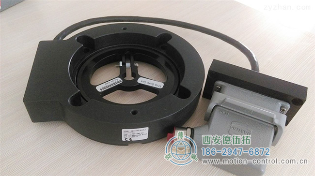 图为NorthStar北极星编码器S61024ZJ04QLC无轴承重载磁性增量编码器照片